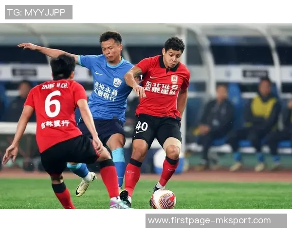 亚泰与恒大精彩对决集锦回顾赛场瞬间尽显足球魅力与激情